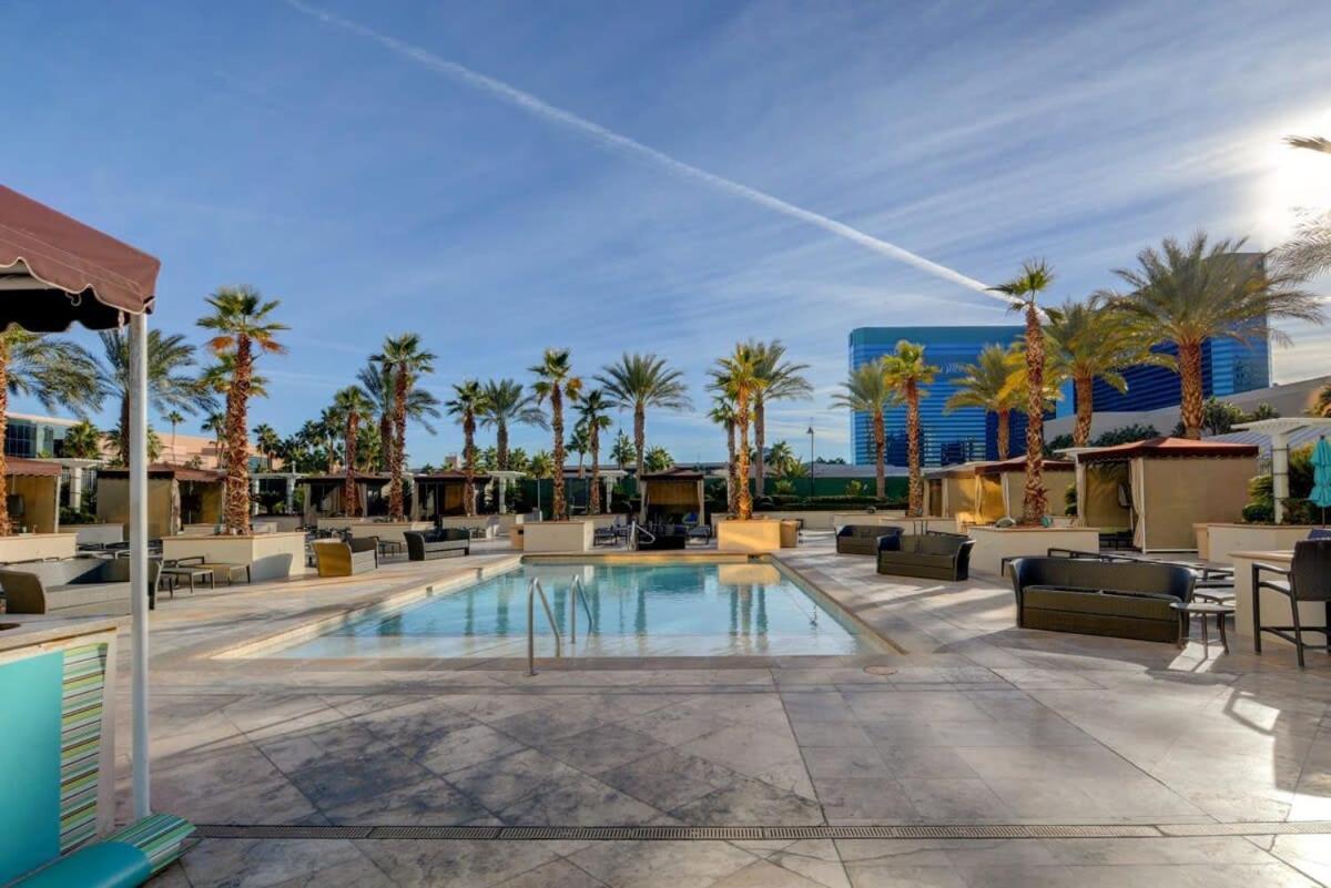 Mgm Signature-33-711 F1 Track & Strip View Balcony Las Vegas Eksteriør billede